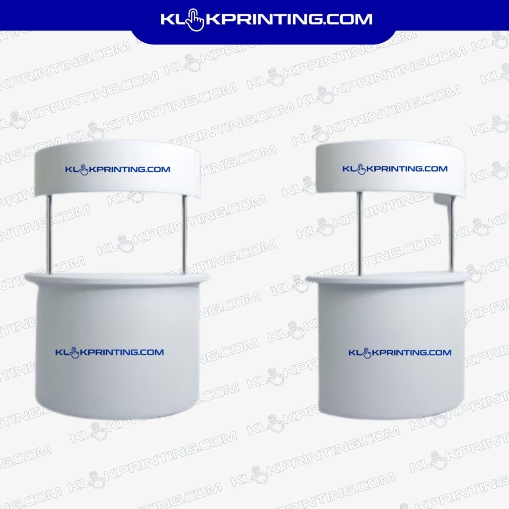 Event Desk Oval